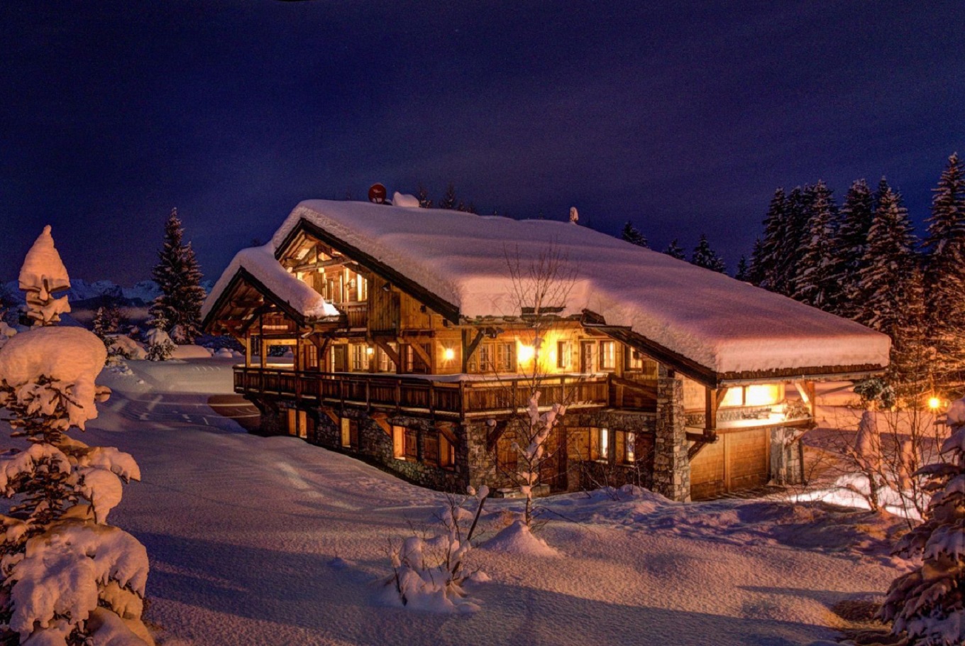 private-chalet-accommodation-chalets-for-your-holidays-in-the-french